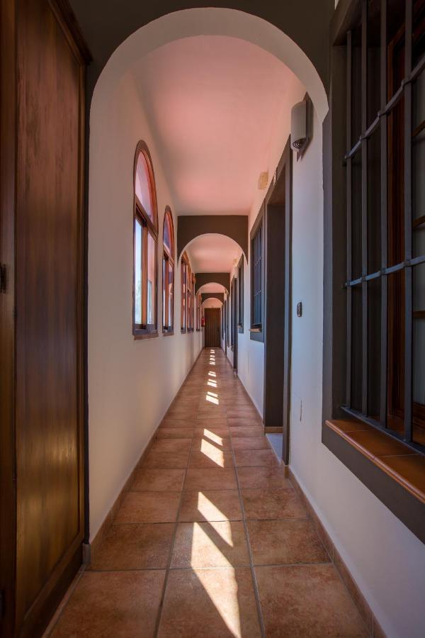 Hostal Don Joaquin Эль-Чорро Экстерьер фото